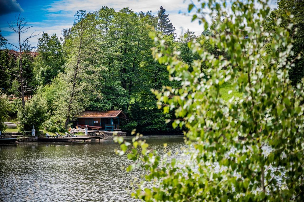 Hotel Der Seehof Хауценберг Екстериор снимка